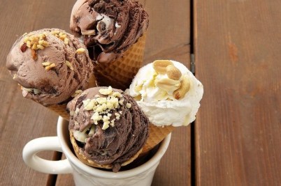 Es Cream, Gelatos, Sherbets